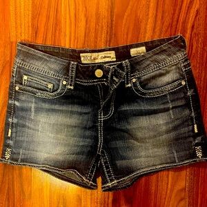 BKE Women’s Shorts
